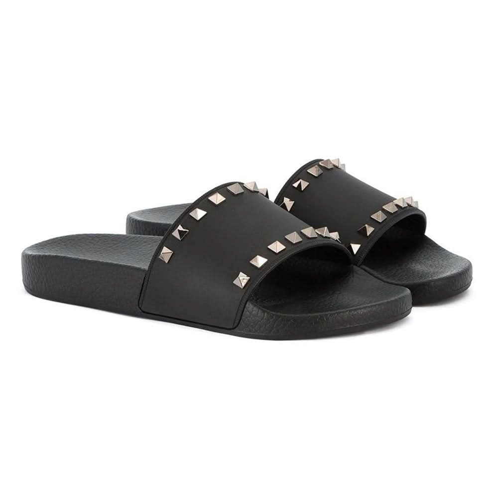 Valentino Garavani Rockstud pool slides - kickpit