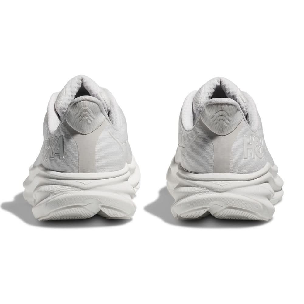 Hoka Clifton 9 'White' - kickpit