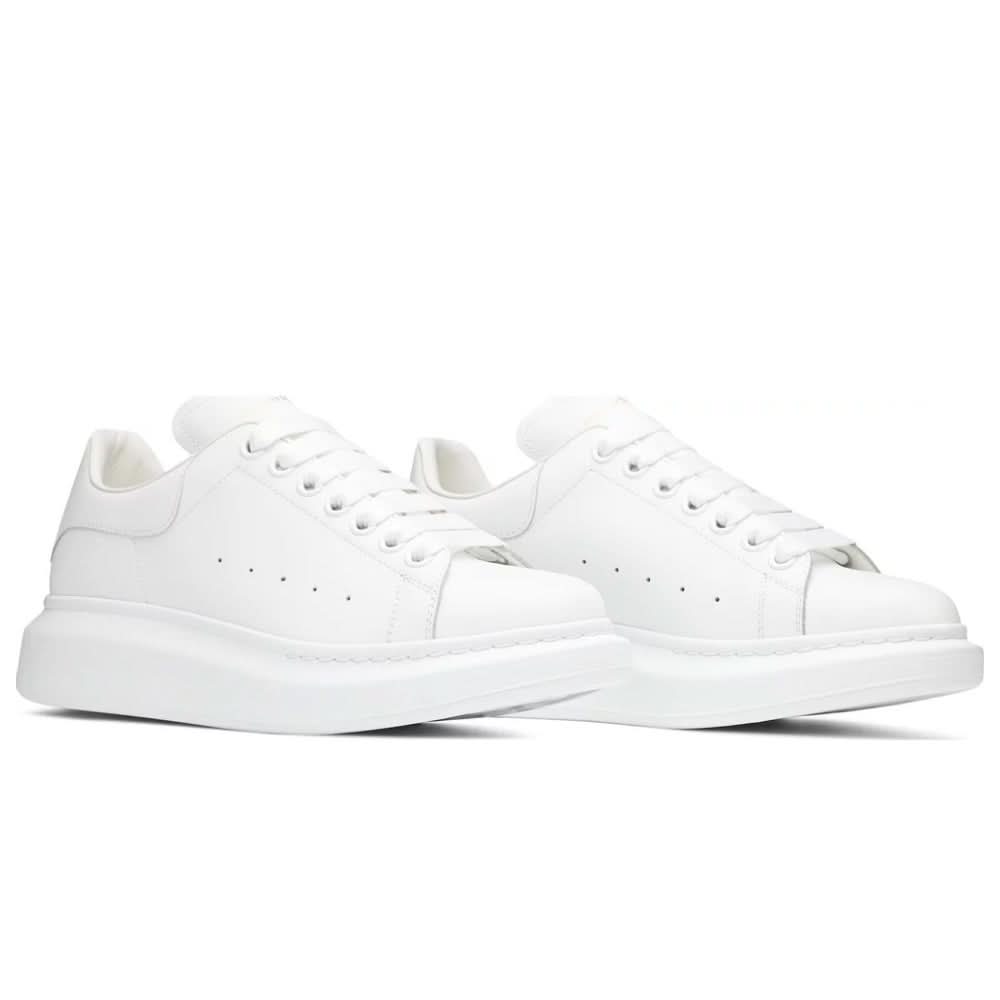 Alexander McQueen Oversized Sneaker 'White' - kickpit
