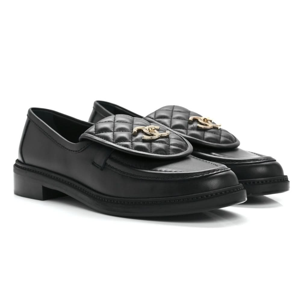 CHANEL Lambskin Quilted CC Turnlock Loafers 41 Black - kickpit